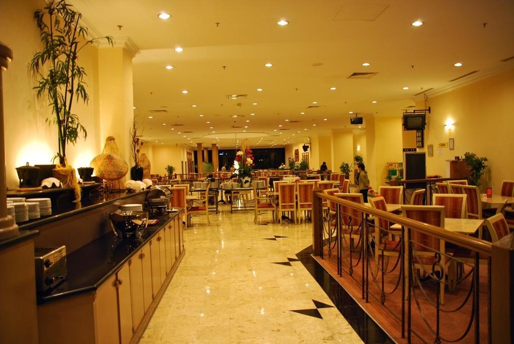 Kuala Lumpur International Hotel Экстерьер фото