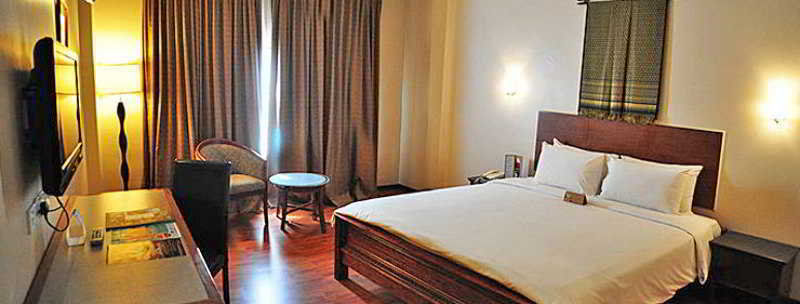 Kuala Lumpur International Hotel Экстерьер фото